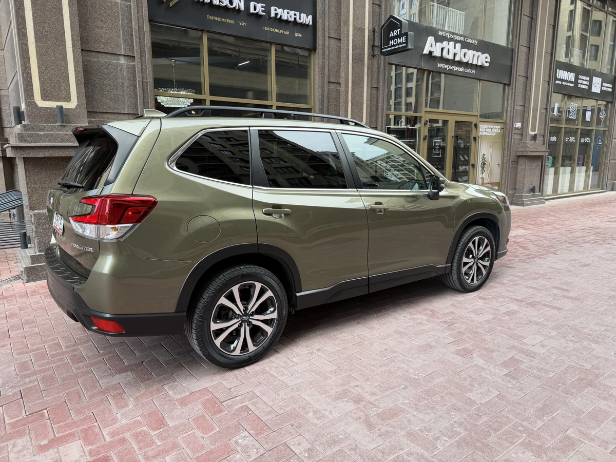 Subaru Forester, 2022 — фото 2 из 9