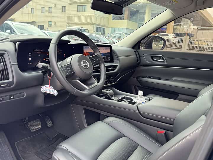 Nissan Pathfinder, 2024 — фото 8 из 9