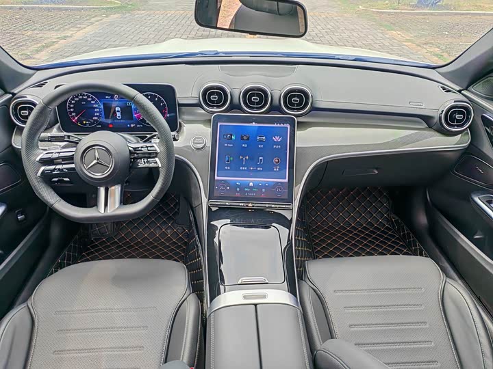 Mercedes-Benz C-Class, 2023 — фото 9 из 9