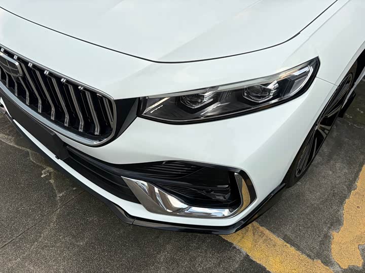 Geely Preface, 2025 — фото 3 из 9