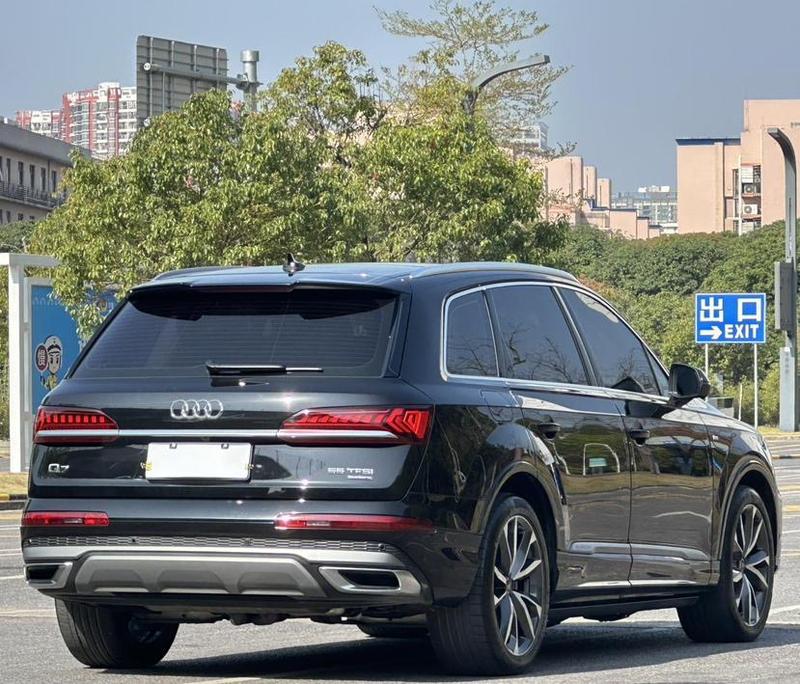 Audi Q7, 2023 — фото 7 из 12