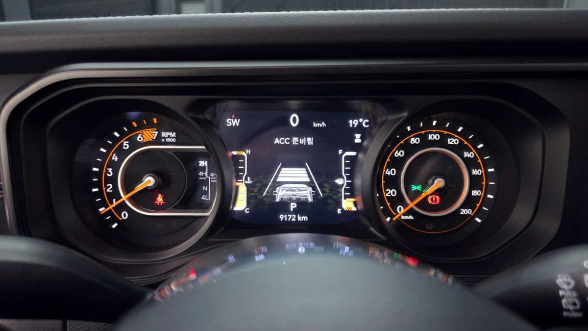 Jeep Wrangler, 2024 — фото 7 из 12