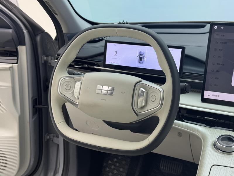 Geely Galaxy E5, 2024 — фото 9 из 12