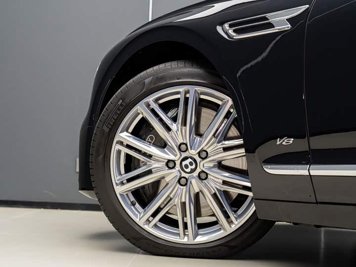 Bentley Flying Spur, 2022 — фото 4 из 9