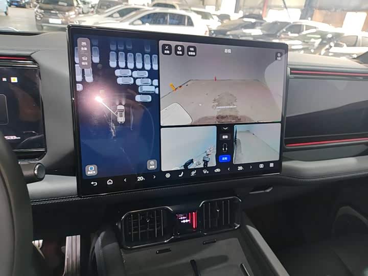 BYD FangChengBao Leopard 8, 2025 — фото 9 из 9
