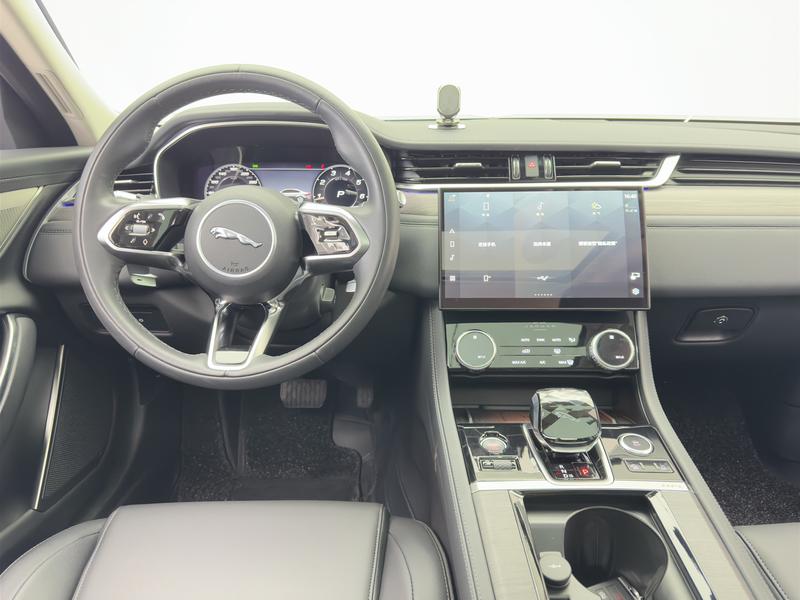 Jaguar XF L, 2022 — фото 9 из 12