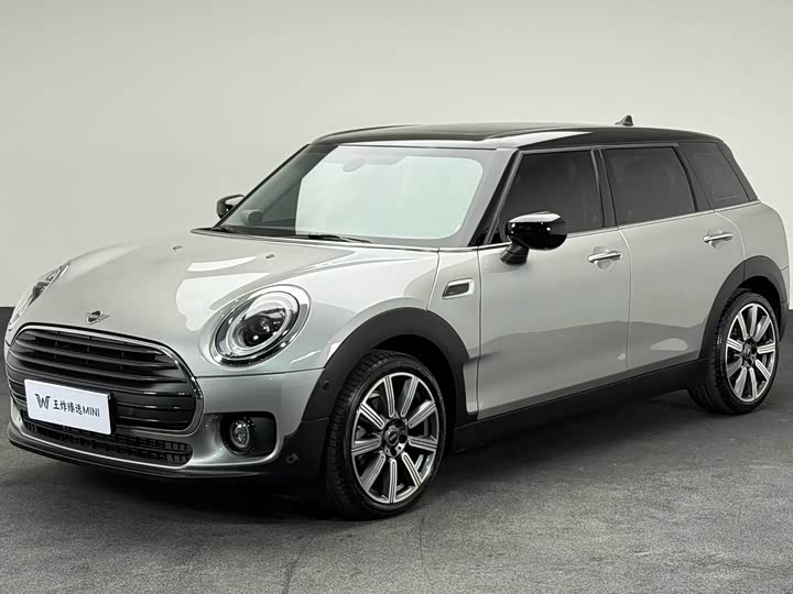 Mini Clubman, 2023 — купить в Москве под ключ