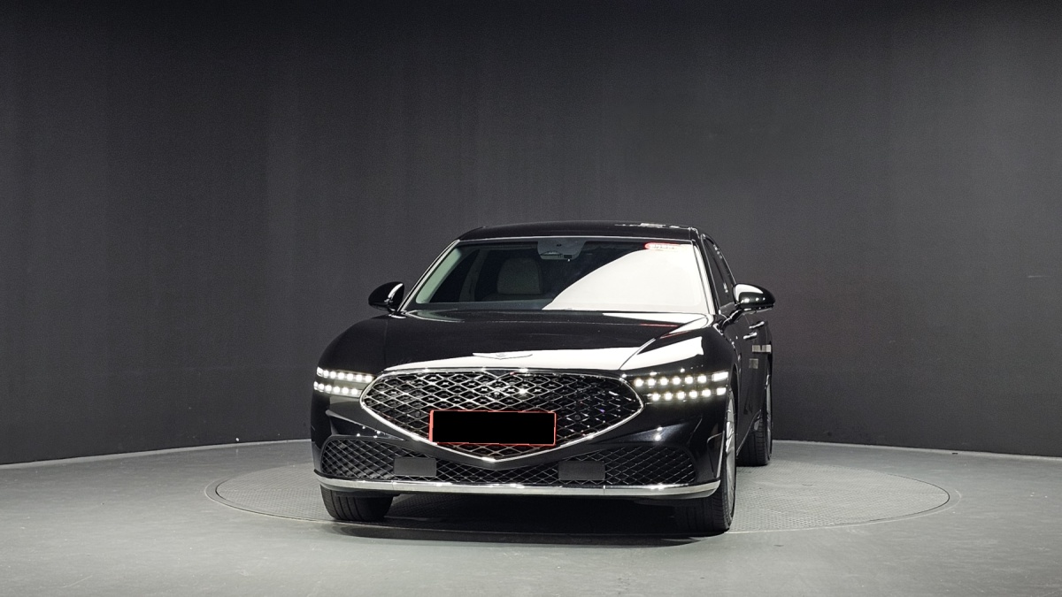 Genesis G90, 2023 — фото 3 из 12
