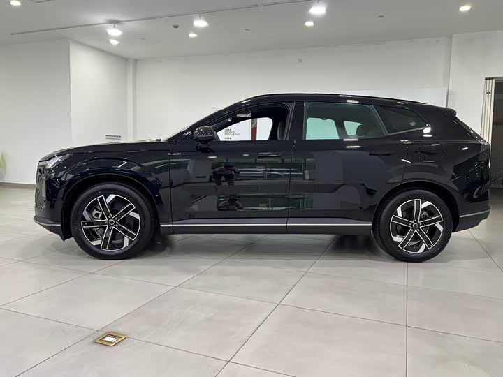 Volvo XC70 Hybrid, 2025 — фото 7 из 9