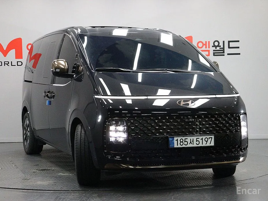 Hyundai Staria, 2025 — фото 2 из 12