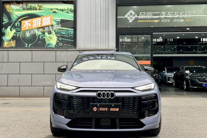 Audi Q6L e-tron, 2025 — фото 2 из 12