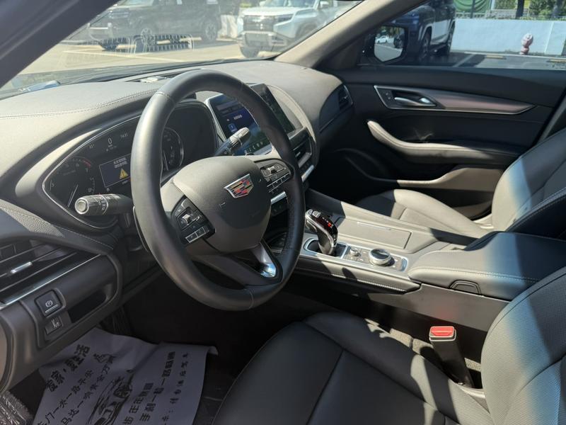 Cadillac CT5, 2022 — фото 9 из 12