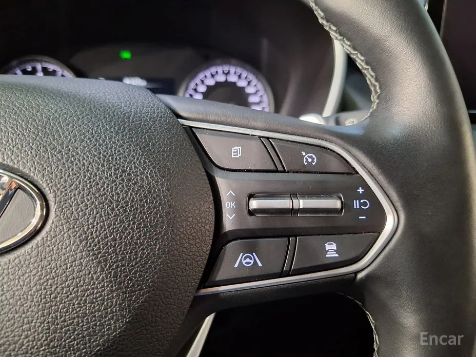 Hyundai Santa Fe, 2023 — фото 10 из 12