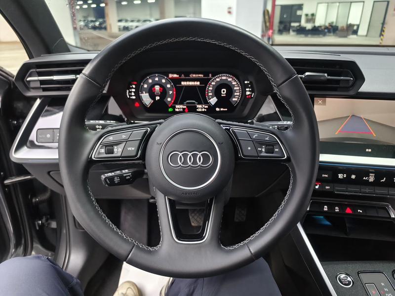 Audi A3, 2023 — фото 9 из 12