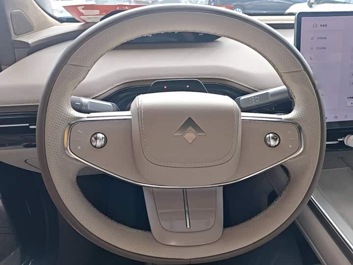 GAC Hyptec HT, 2024 — фото 7 из 9