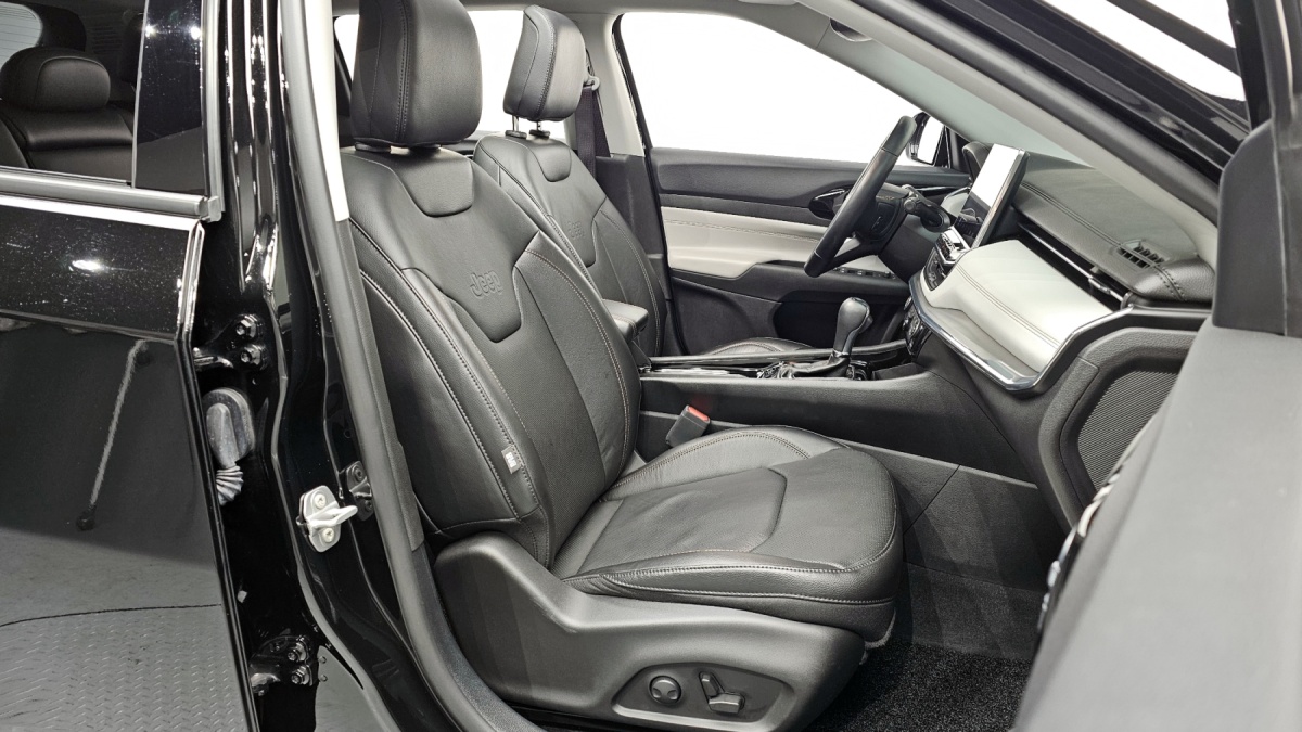 Jeep Compass, 2022 — фото 9 из 12