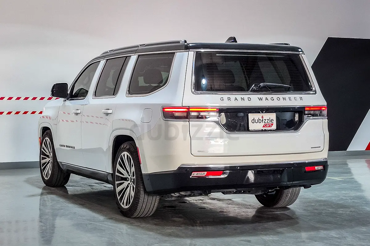 Jeep Grand Wagoneer, 2023 — фото 8 из 10