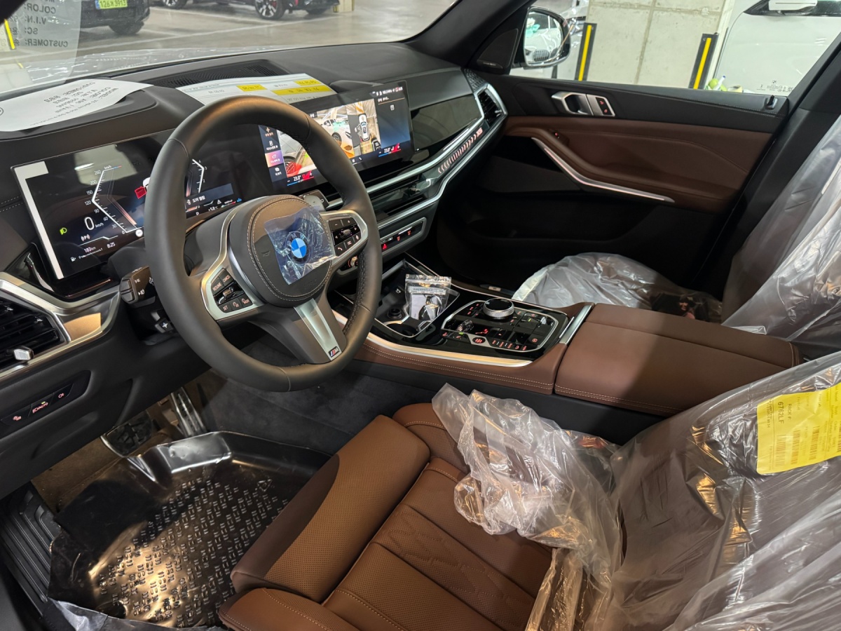 BMW X5, 2025 — фото 10 из 11
