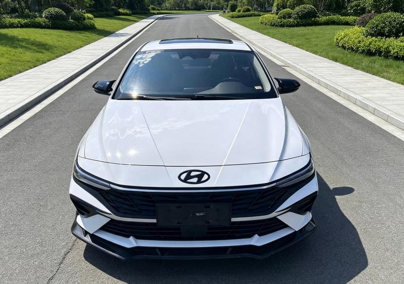 Hyundai Elantra N line, 2023 — фото 2 из 10