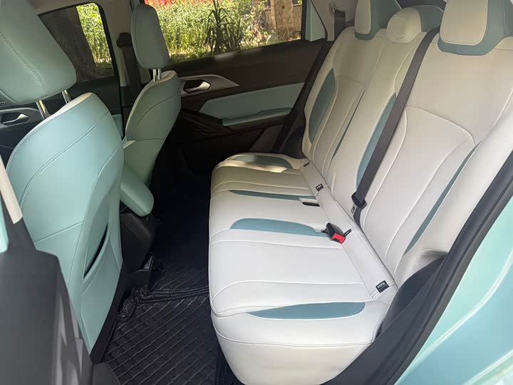 Geely Geometry E Firefly, 2023 — фото 6 из 9