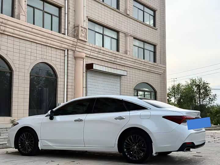Toyota Avalon, 2021 — фото 7 из 9