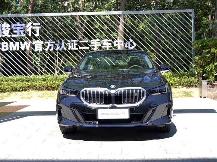 BMW i5, 2025 — фото 4 из 9