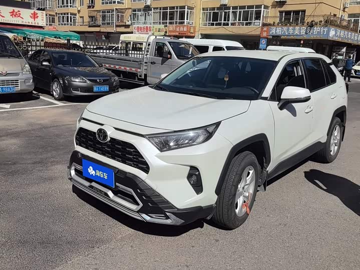 Toyota RAV4, 2024 — купить в Уфе под ключ