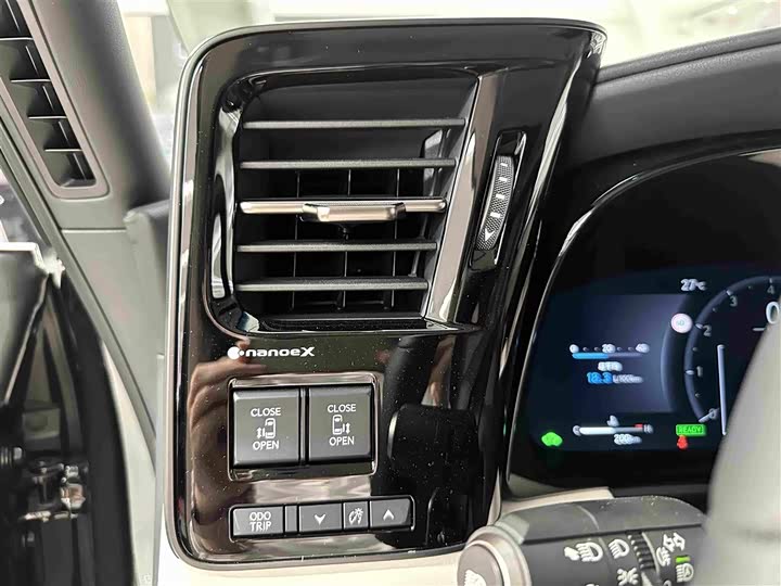 Lexus LM, 2025 — фото 6 из 9