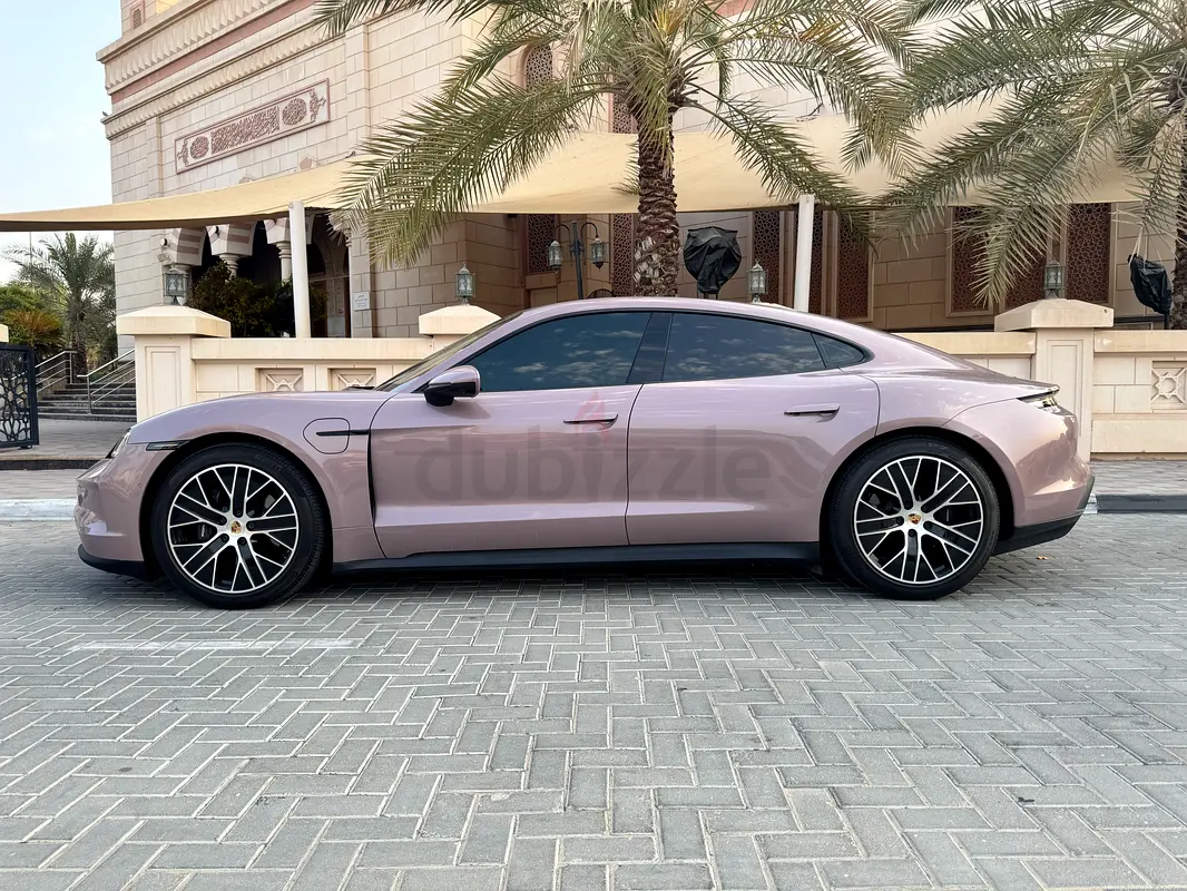 Porsche Taycan, 2025 — фото 3 из 10