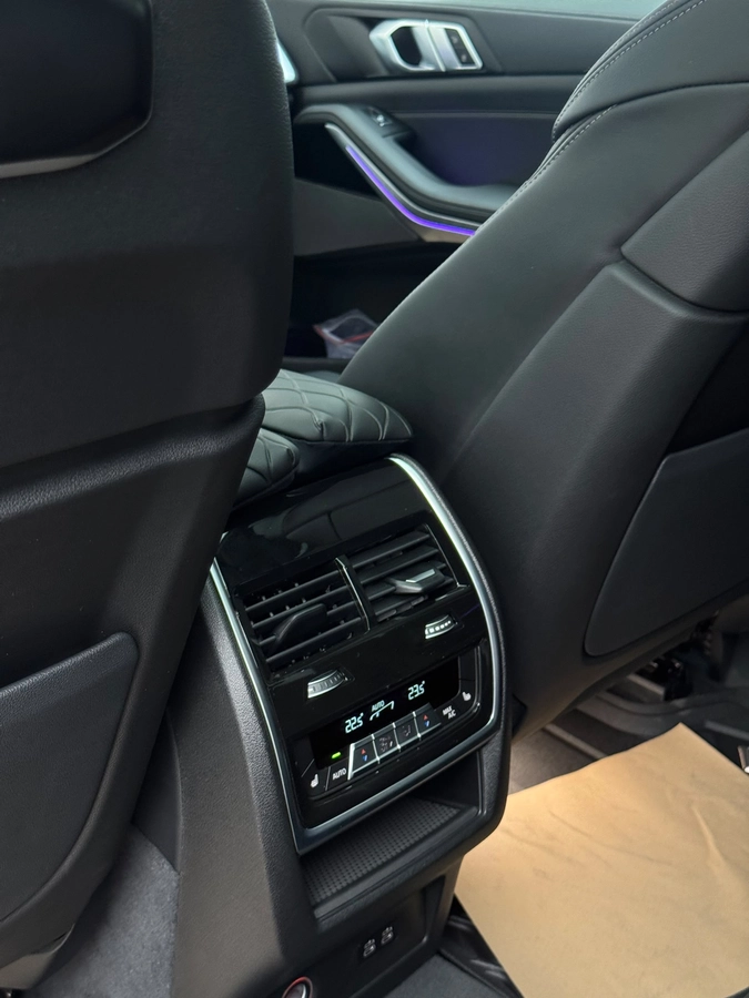 BMW X5, 2025 — фото 12 из 12
