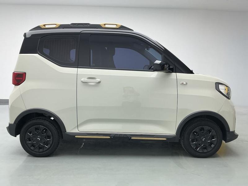 Wuling Mini EV, 2023 — фото 8 из 12