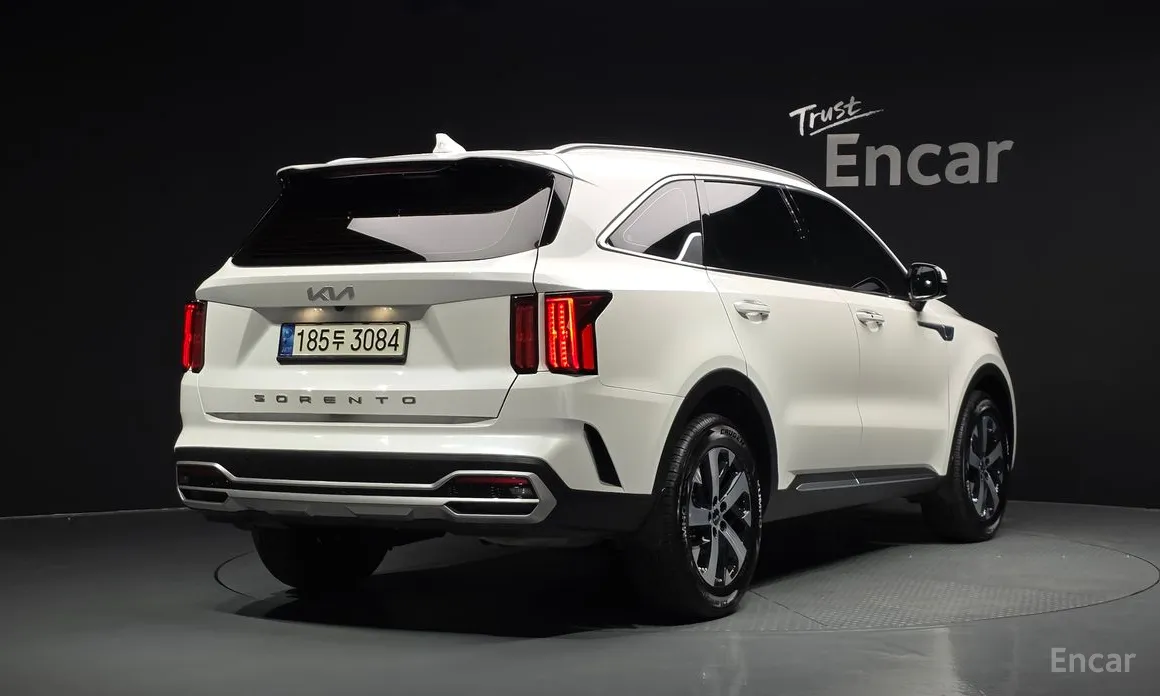 Kia Sorento, 2022 — фото 2 из 12