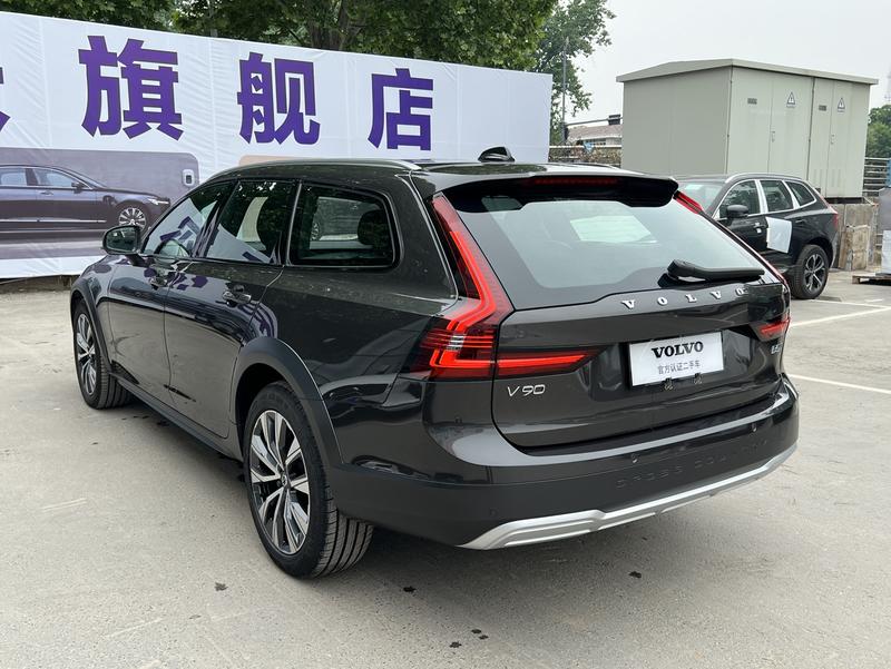 Volvo V90, 2024 — фото 4 из 12