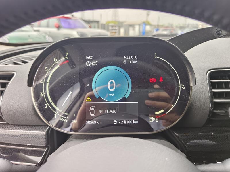 Mini Clubman, 2021 — фото 10 из 12