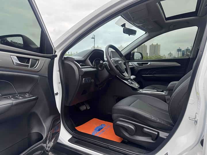 Haval M6, 2022 — фото 7 из 9