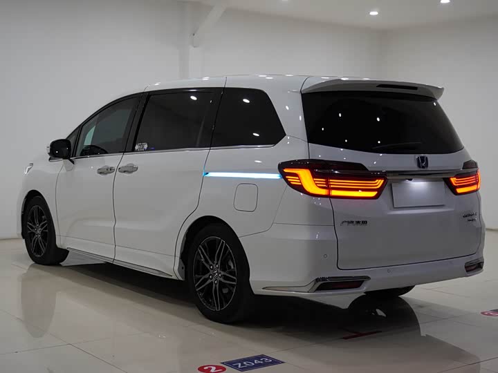 Honda Odyssey, 2021 — фото 6 из 9