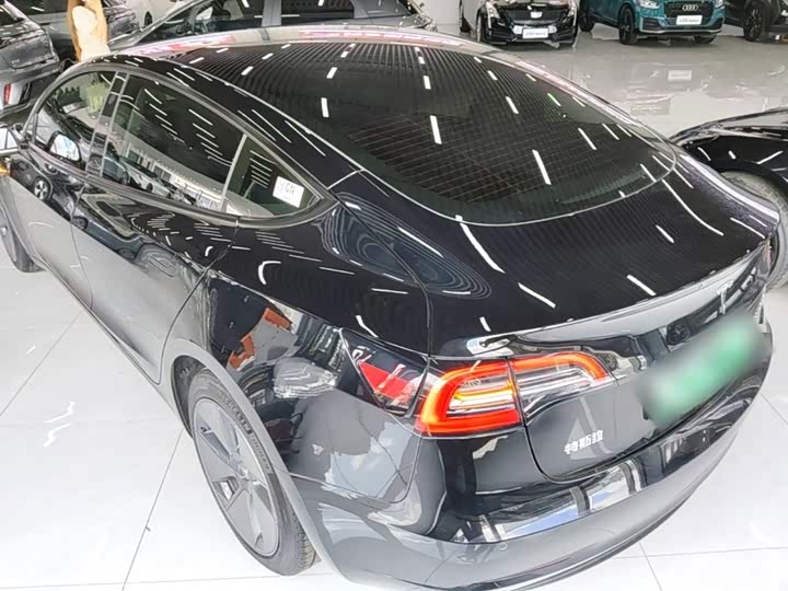 Tesla Model 3, 2023 — фото 5 из 9