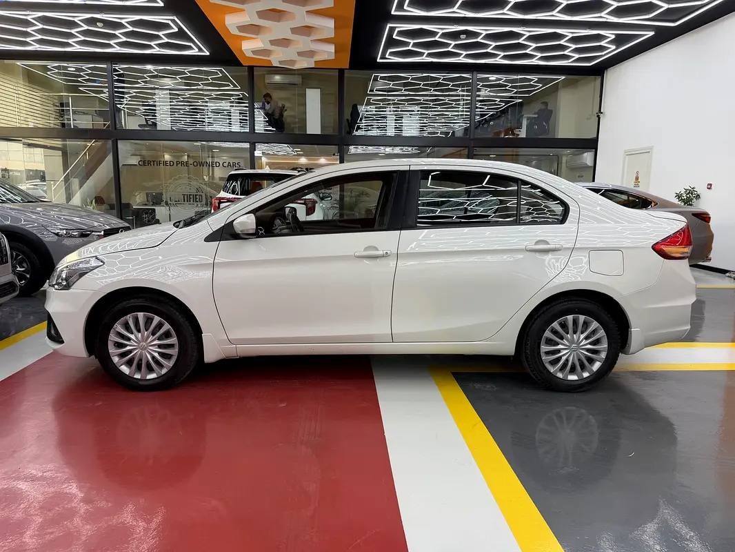 Suzuki Ciaz, 2023 — фото 4 из 10