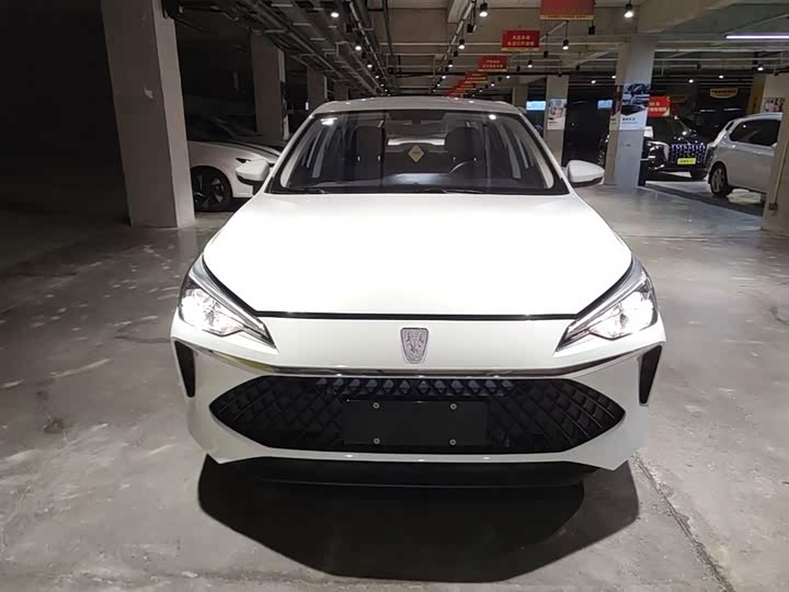 Roewe i5, 2024 — фото 3 из 9