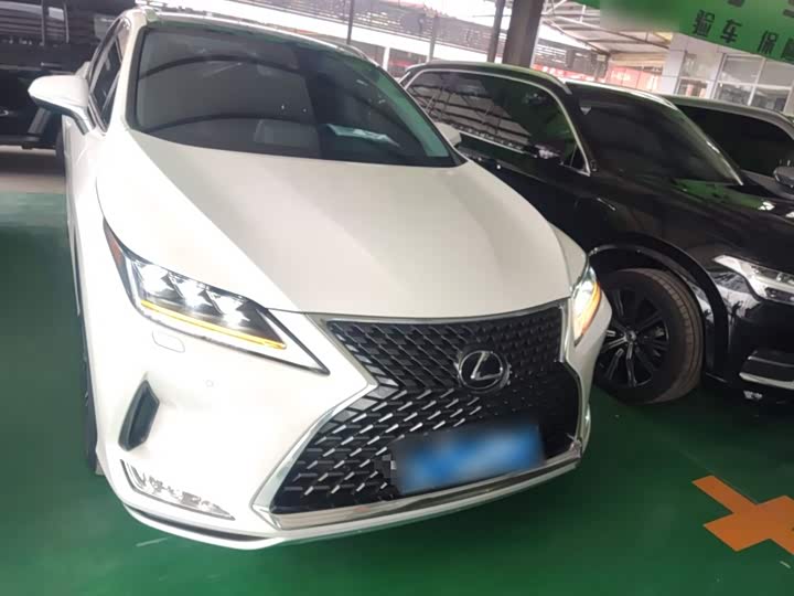 Lexus RX, 2022 — фото 3 из 9