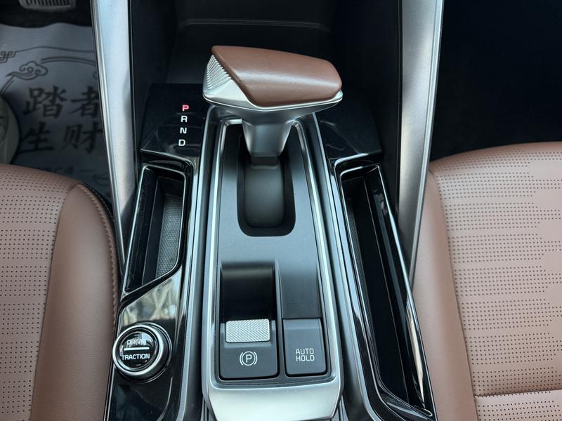 Kia Sportage GT-line, 2022 — фото 10 из 12