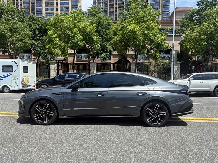 Hyundai Sonata N Line, 2024 — фото 8 из 9
