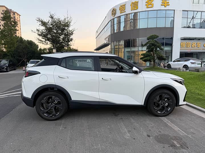GAC Trumpchi GS3, 2025 — фото 10 из 12