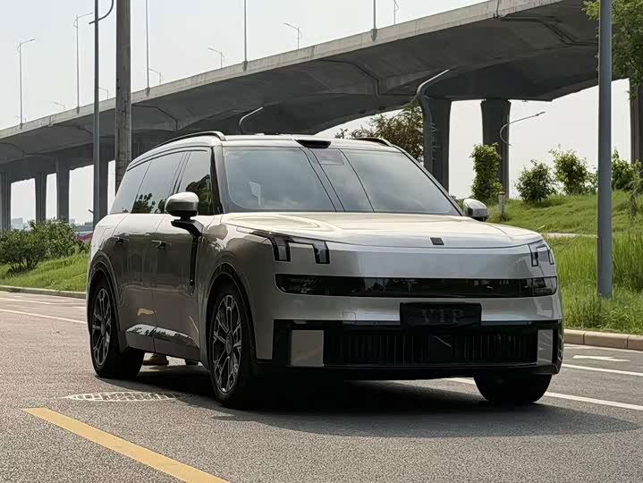 Lynk & Co 900, 2025 — купить в Санкт-Петербурге под ключ