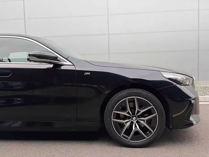BMW i5, 2025 — фото 9 из 9