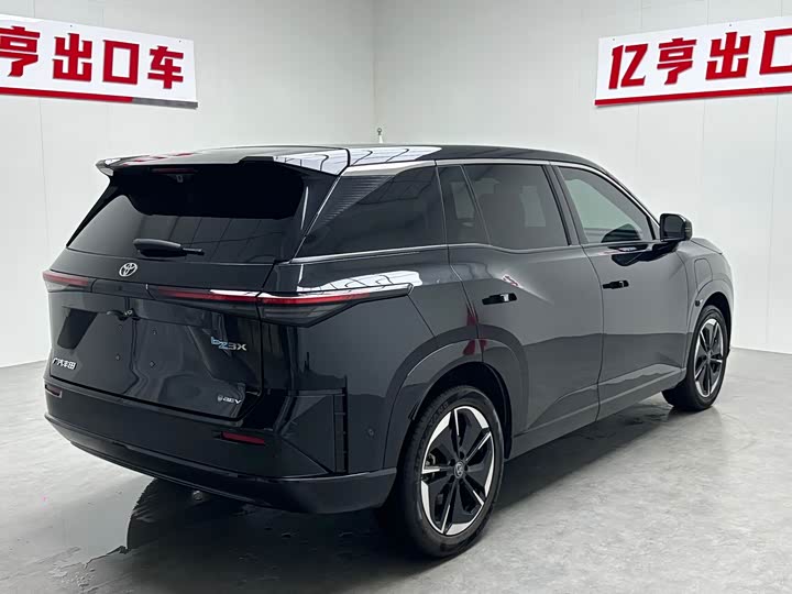 Toyota bZ3X, 2025 — фото 8 из 9