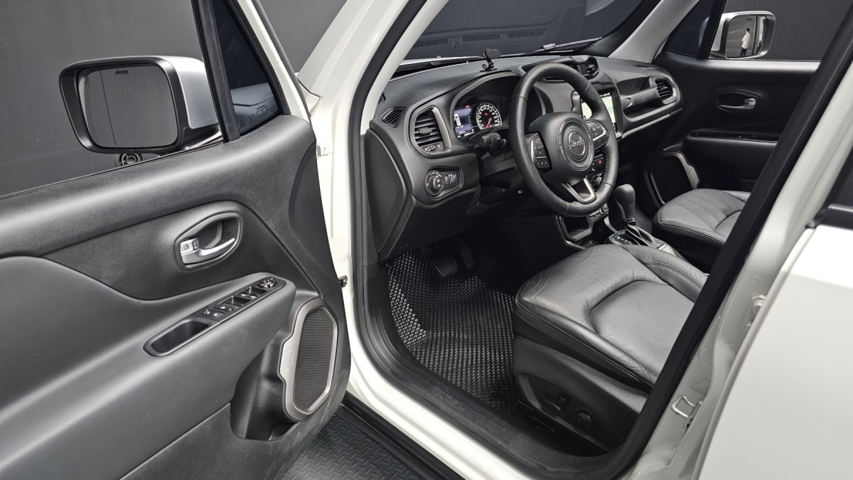 Jeep Renegade, 2022 — фото 11 из 12