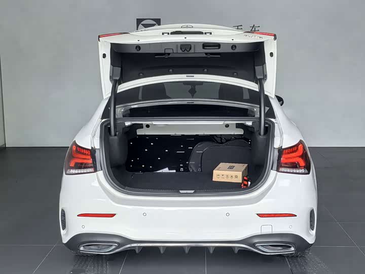 Mercedes-Benz A-Class, 2023 — фото 8 из 9