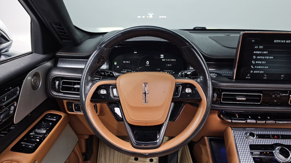 Lincoln Aviator, 2021 — фото 12 из 12