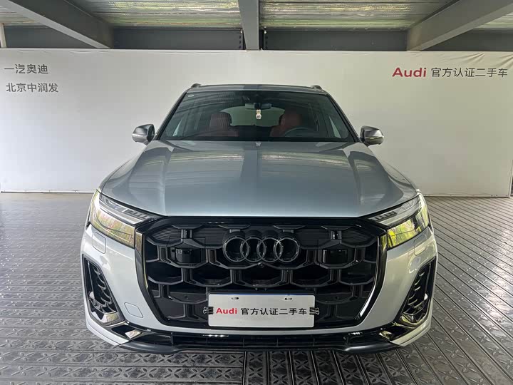Audi SQ7, 2024 — фото 2 из 9